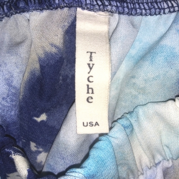 Tie Dye Shorts - Picture 5 of 5